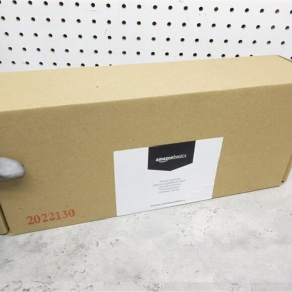 AMAZON BASICS THERMAL LAMINATOR MACHINES 9" - Picture 2 of 3